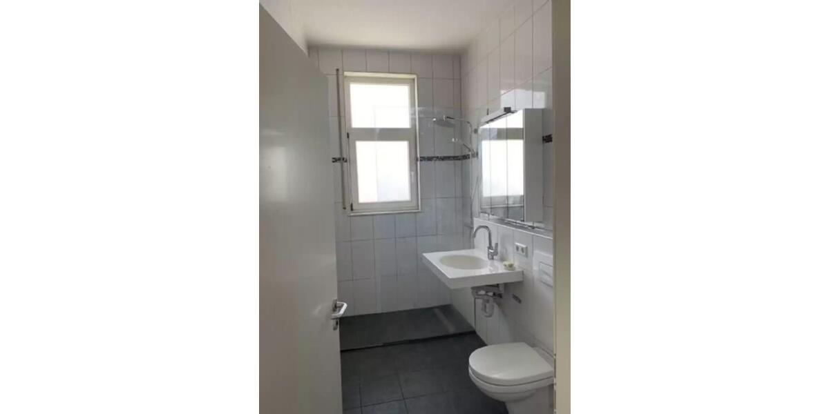 Einfamilienhaus Nürtingen - 2 Zimmer, 60 m&sup2;, 270.000&euro; | Angebot:26164257