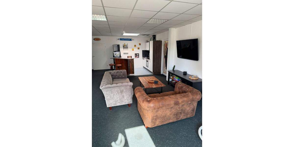 Gewerbeobjekt Holzgerlingen - 300&euro; | Angebot:25720126