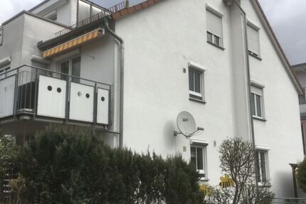 Ruhig & Zentral: 3-Zi.-Whg. mit EBK & Balkon - wenige Gehminuten zum Bhf - Wohnung Schorndorf | Angebot:25239524