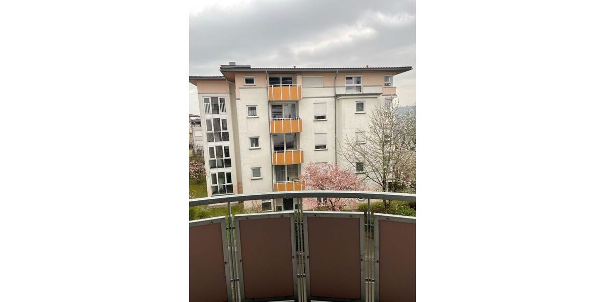 Provisionsfrei* 2 Zimmer OG Wohnung mit Balkon,TG Stellplatz und Aufzug bezugsfrei - Etagenwohnung Plochingen | Angebot:26827677