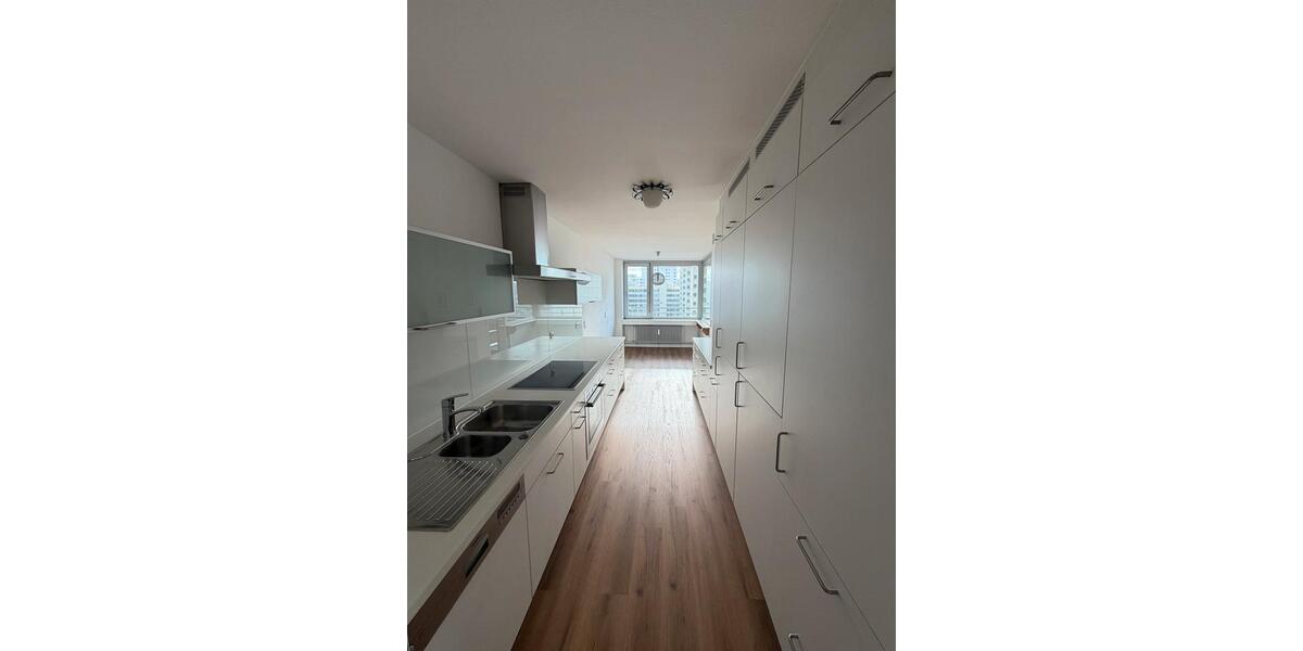 Etagenwohnung Leonberg - 3 Zimmer, 83 m&sup2;, 289.000&euro; | Angebot:25175576