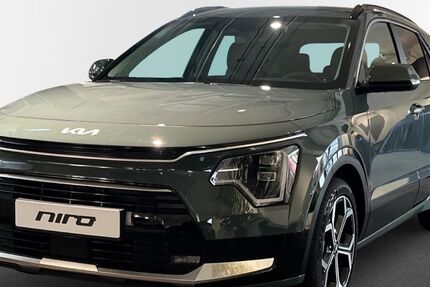 Kia Niro 2.000 km 33.100 € Stuttgart 70469