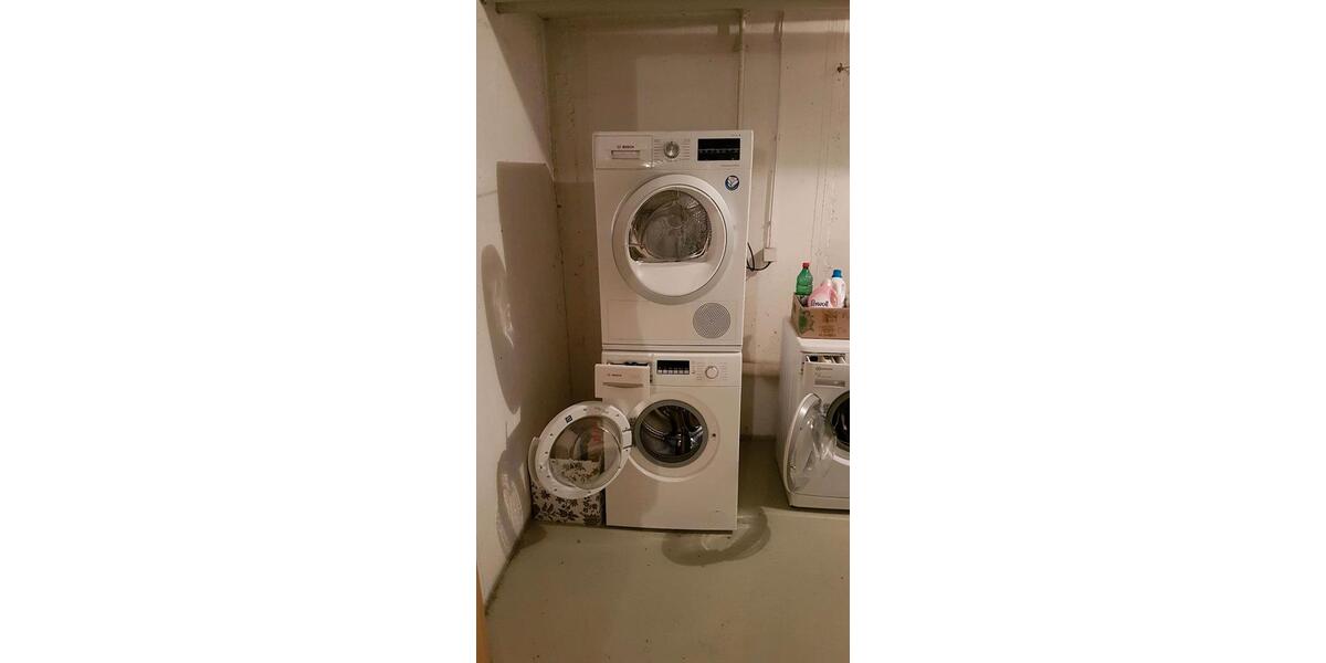 Dachgeschoßwohnung Stuttgart Neuwirtshaus - 2.5 Zimmer, 59 m&sup2;, 235.000&euro; | Angebot:26920779