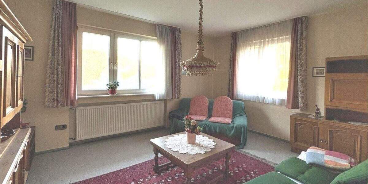 Mehrfamilienhaus, Wohnhaus Stuttgart Kaltental - 8 Zimmer, 200 m&sup2;, 798.000&euro; | Angebot:25662283