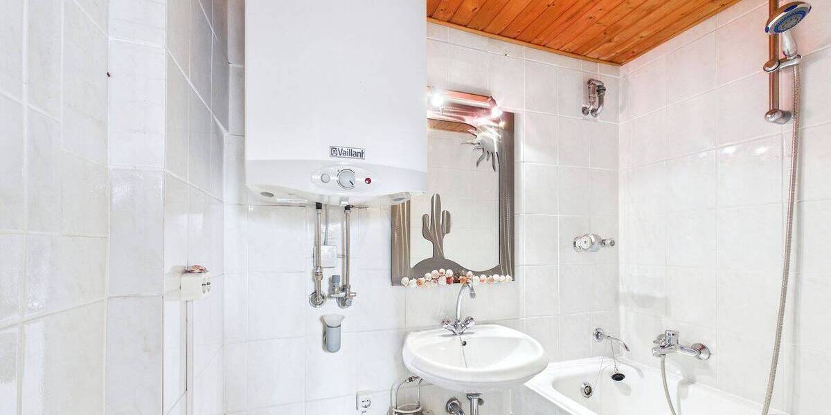 Einfamilienhaus Stuttgart Dürrlewang - 8 Zimmer, 170 m&sup2;, 559.000&euro; | Angebot:26043137