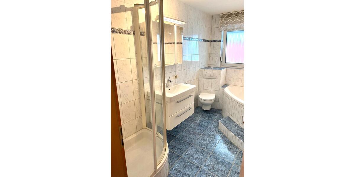 Etagenwohnung Sindelfingen Darmsheim - 4.5 Zimmer, 120 m&sup2;, 529.000&euro; | Angebot:26907656