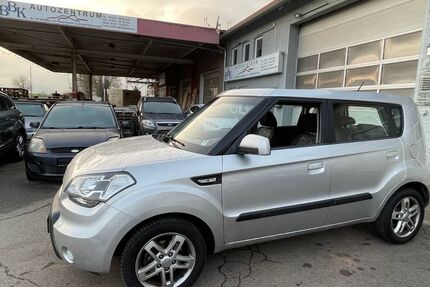 Kia Soul 105.090 km 2.900 &euro; Tübingen-Bühl 72072
