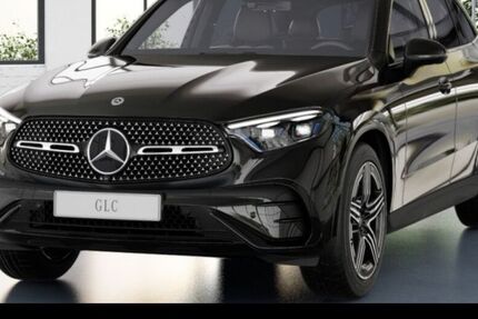 Mercedes-Benz GLC 300 9.900 km 63.790 &euro; Stuttgart 70372