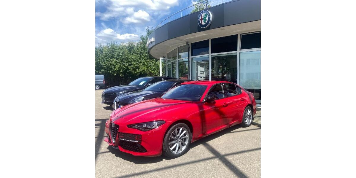 Alfa Romeo Giulia 23.504 km 34.990 &euro; Asperg 71679