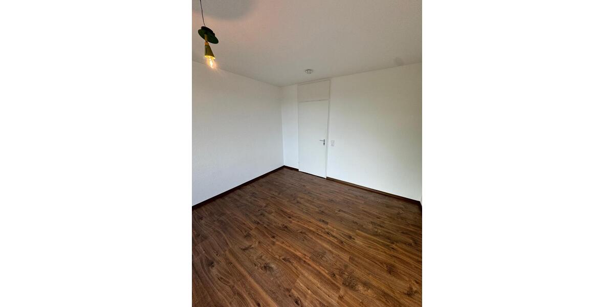 Etagenwohnung Stuttgart Birkach - 3.5 Zimmer, 80 m&sup2;, 1.400&euro; | Angebot:26563743