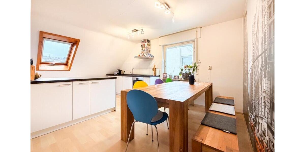 Dachgeschoßwohnung Esslingen am Neckar Hegensberg - 3 Zimmer, 68 m&sup2;, 1.252&euro; | Angebot:26404841