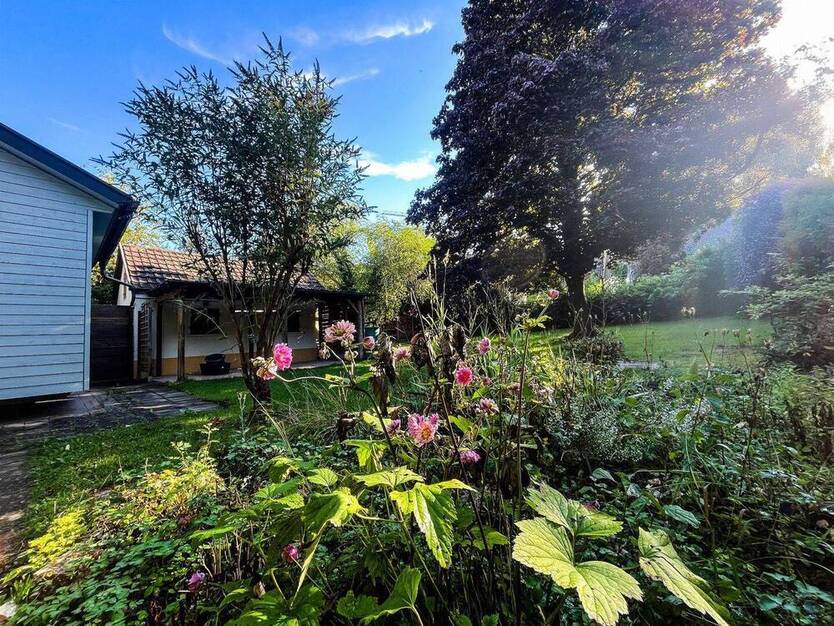 Familienfreundliches Haus in Sindelfingen mit großem Garten