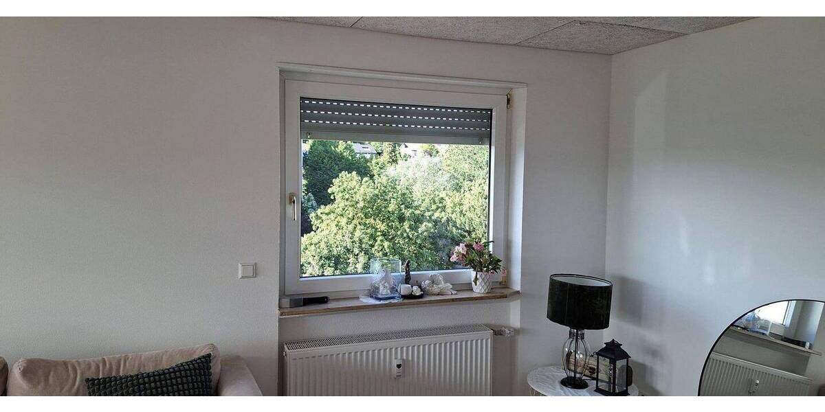 Etagenwohnung Steinheim - 3 Zimmer, 90 m&sup2;, 1.000&euro; | Angebot:26875124