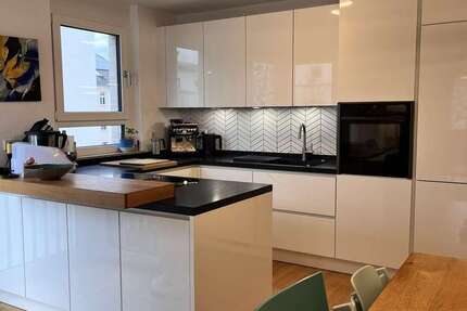 Wohnung Esslingen Hegensberg - 4 Zimmer, 102 m&sup2;, 1.750&euro; | Angebot:26099954