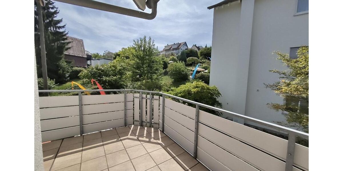 Etagenwohnung Esslingen am Neckar Hegensberg - 3 Zimmer, 77 m&sup2;, 330.000&euro; | Angebot:23648771