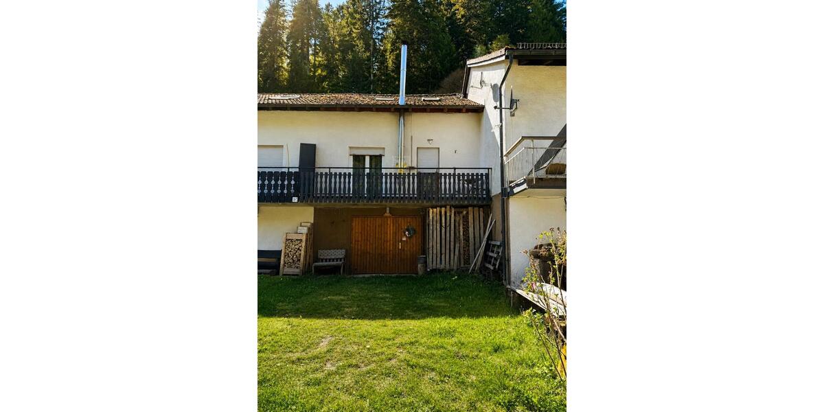 Reihenhaus Stuttgart Stuttgart-West - 3 Zimmer, 73 m&sup2;, 120.000&euro; | Angebot:26438004