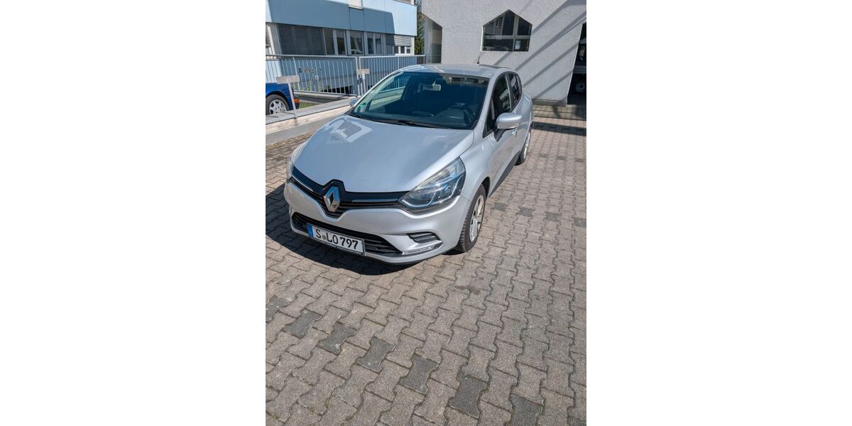 Renault Clio 74.006 km 6.000 &euro; Stuttgart 70597