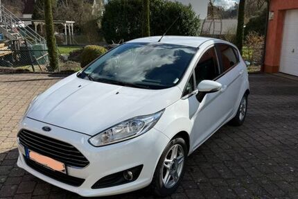 Ford Fiesta 159.000 km 4.700 &euro; Ditzingen 71254