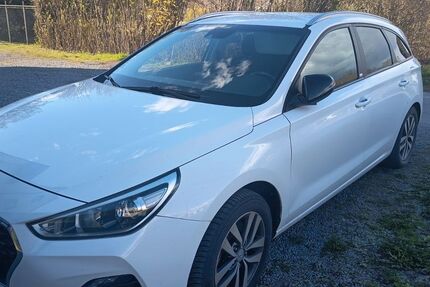 Hyundai i30 245.000 km 6.450 &euro; Burgstetten 71576