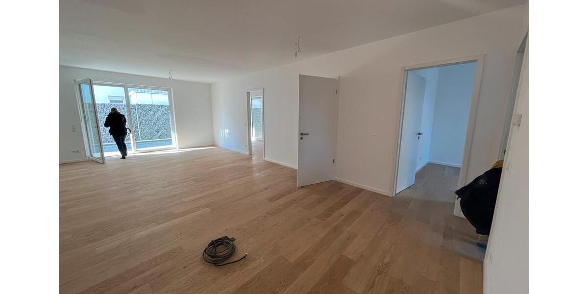 Erdgeschoßwohnung Ludwigsburg Pflugfelden - 4 Zimmer, 105 m&sup2;, 2.050&euro; | Angebot:25043275