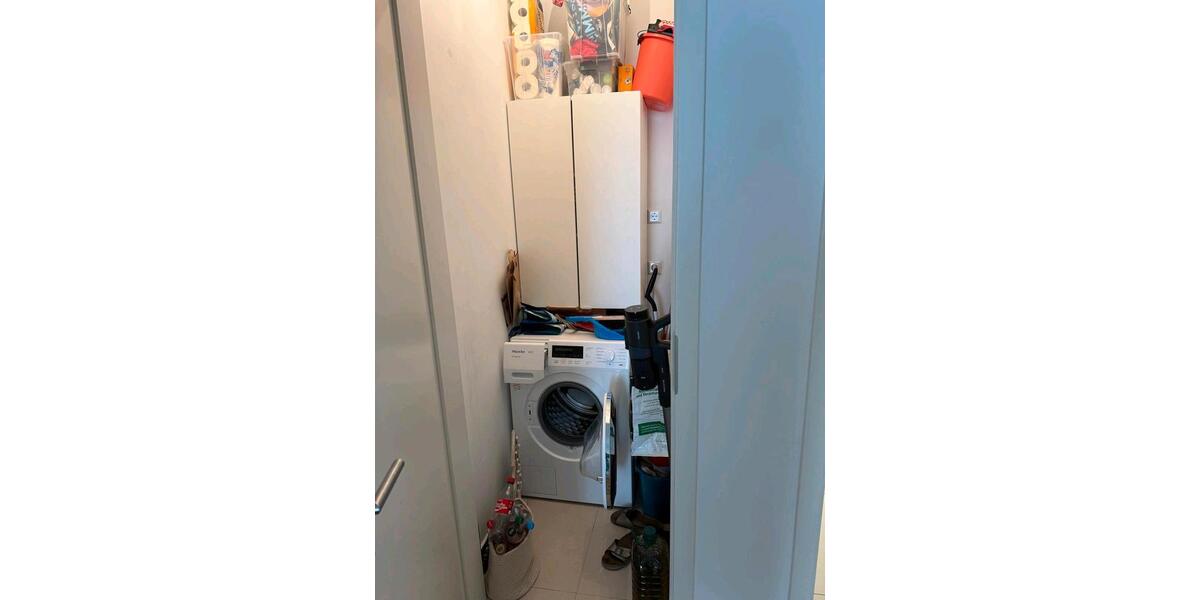 Erdgeschoßwohnung Stuttgart Bad Cannstatt - 4 Zimmer, 123 m&sup2;, 2.088&euro; | Angebot:26350152