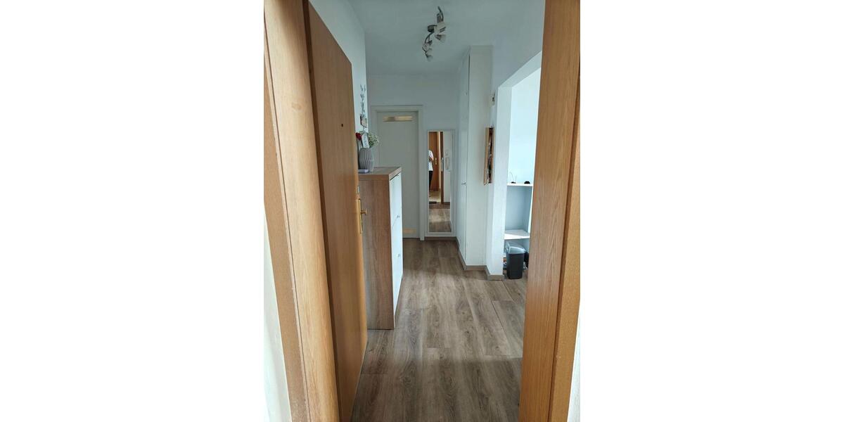 Etagenwohnung Kornwestheim - 2.5 Zimmer, 63 m&sup2;, 249.000&euro; | Angebot:26879611