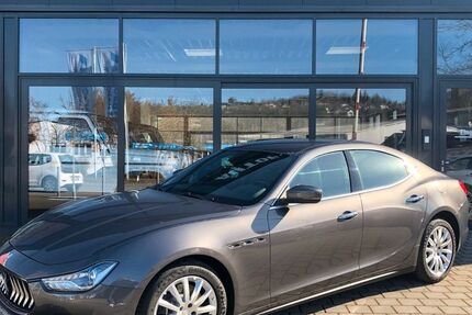 Maserati Ghibli 56.500 km 32.990 &euro; TÜBINGEN 72072