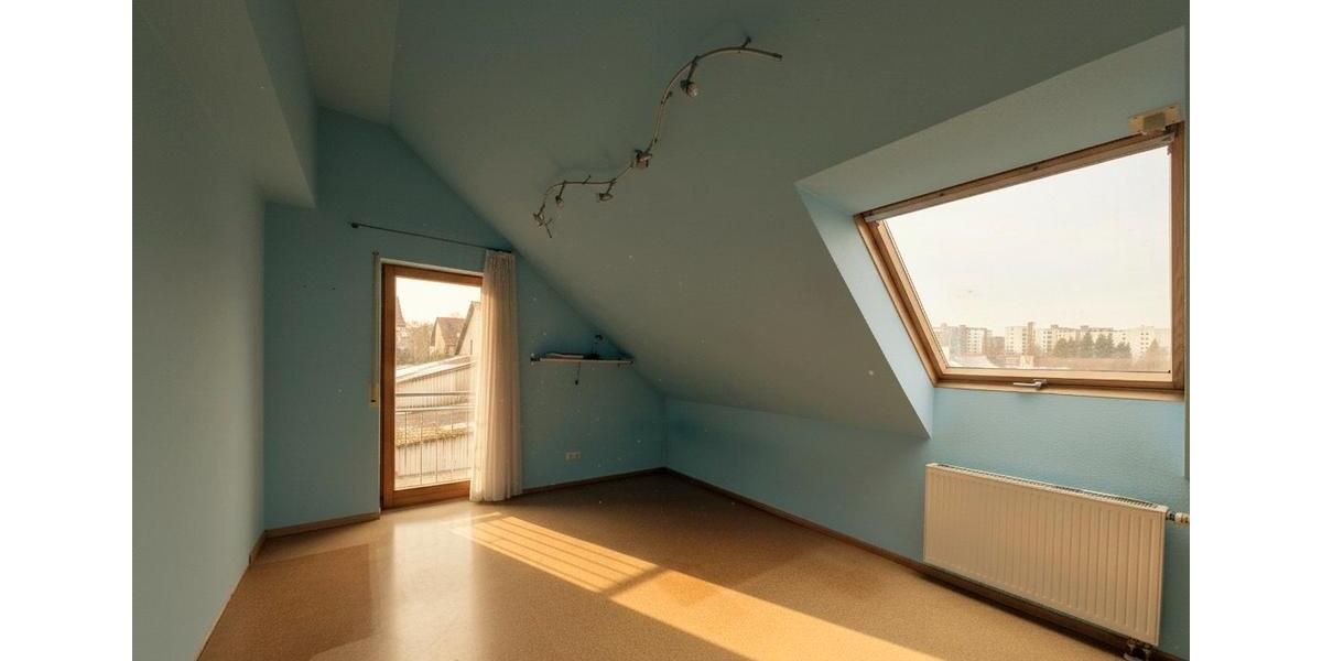 Dachgeschoßwohnung Schwieberdingen - 6.5 Zimmer, 151 m&sup2;, 540.000&euro; | Angebot:26577460