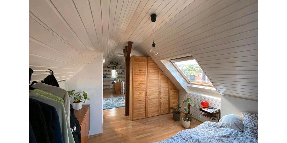 Maisonettenwohnung Stuttgart Botnang - 4.5 Zimmer, 87 m&sup2;, 1.200&euro; | Angebot:26317454