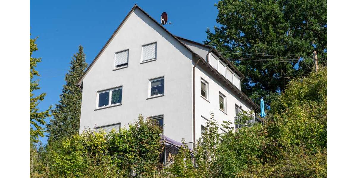 Haus zum Kaufen in Esslingen 750.000 € 257 m² 12 zimmer