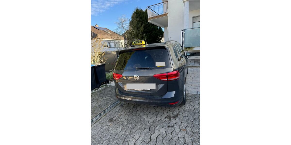 VW Touran 280.000 km 7.650 &euro; Ebersbach 73036