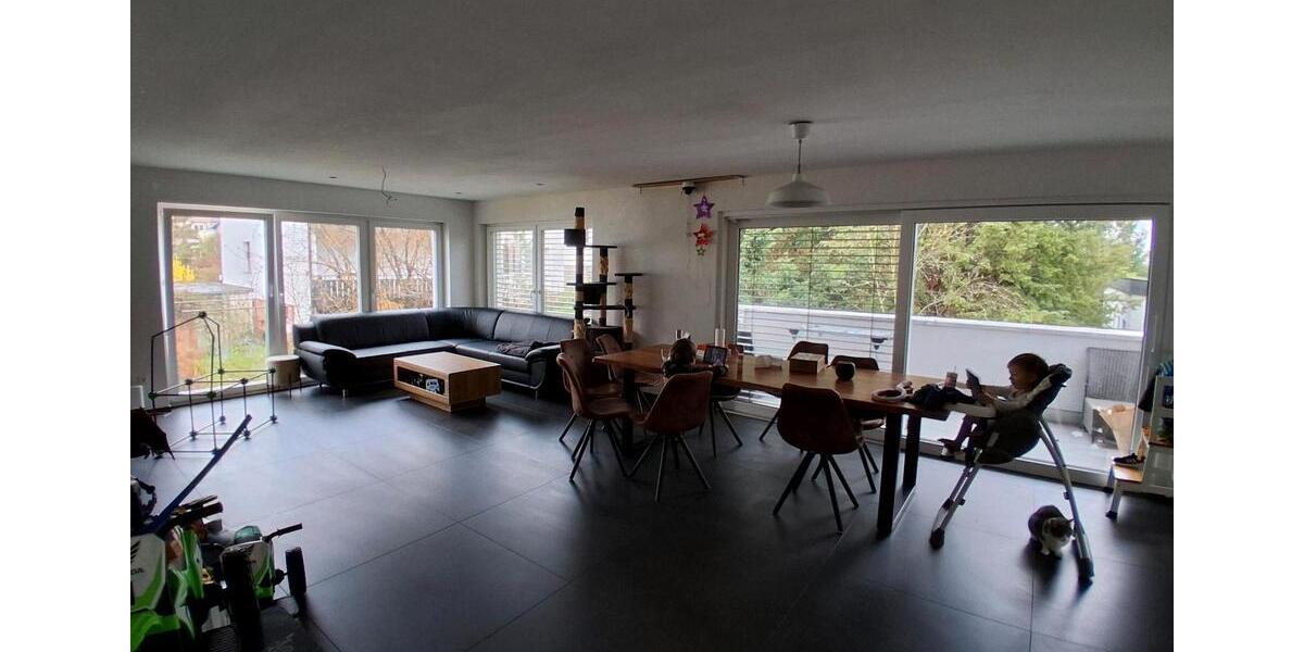 Einfamilienhaus Waiblingen - 7 Zimmer, 169 m&sup2;, 2.860&euro; | Angebot:25710221