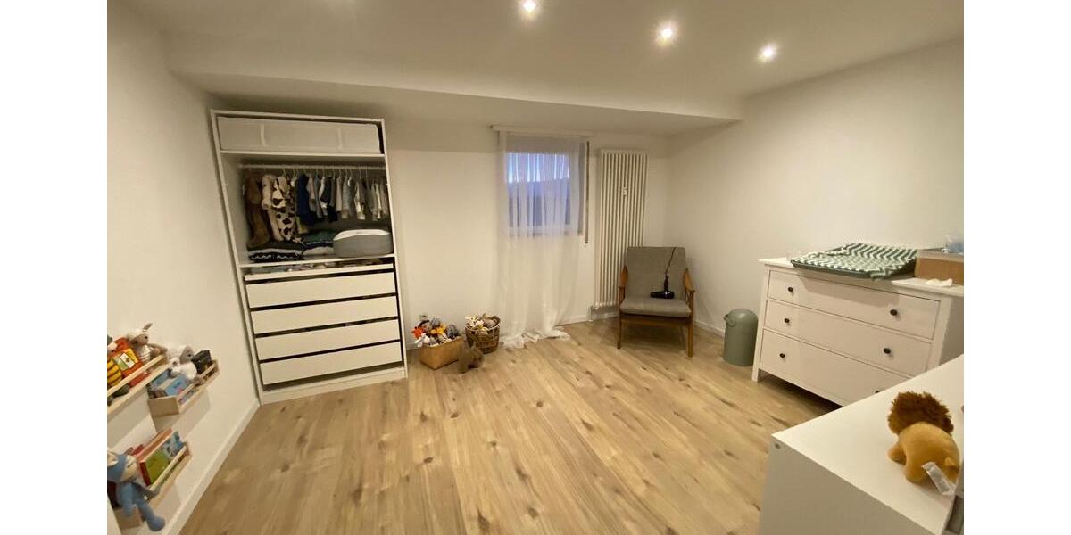 Etagenwohnung Holzgerlingen - 4 Zimmer, 100 m&sup2;, 450.000&euro; | Angebot:26149020