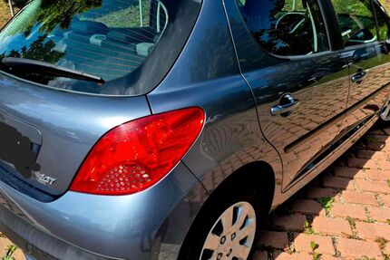Peugeot 207 82.450 km 3.900 € Filderstadt 70794