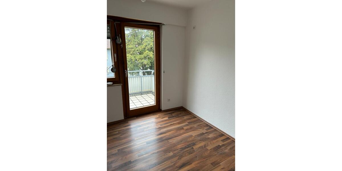 Etagenwohnung Esslingen am Neckar Oberesslingen - 2 Zimmer, 60 m&sup2;, 1.180&euro; | Angebot:24625505