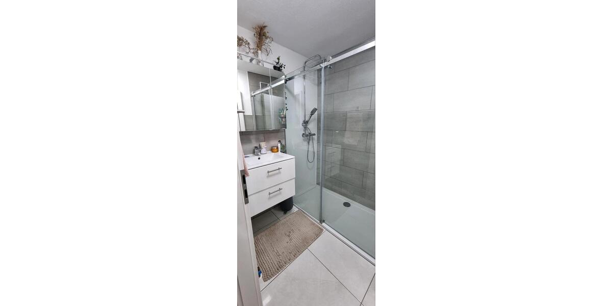 Erdgeschoßwohnung Sachsenheim - 3 Zimmer, 75 m&sup2;, 335.000&euro; | Angebot:25992123