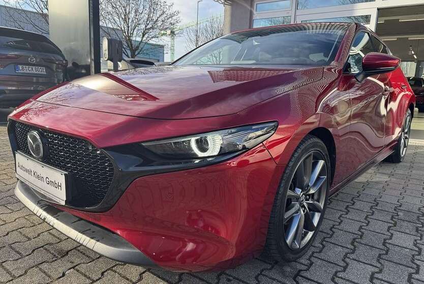 Mazda 3 29.079 km 17.900 € Bietigheim-Bissingen 74321