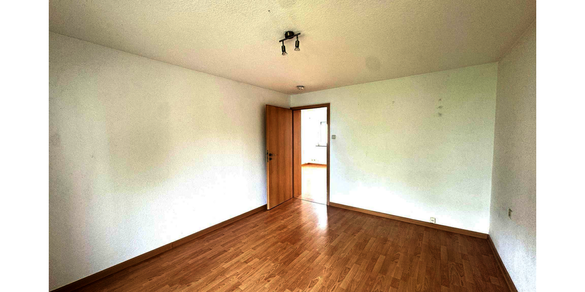 Etagenwohnung Leonberg - 5 Zimmer, 93 m&sup2;, 269.700&euro; | Angebot:26888387