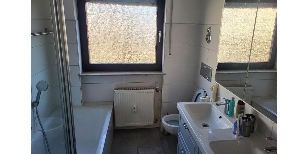 Erdgeschoßwohnung Ludwigsburg - 4 Zimmer, 120 m&sup2;, 1.500&euro; | Angebot:26384402