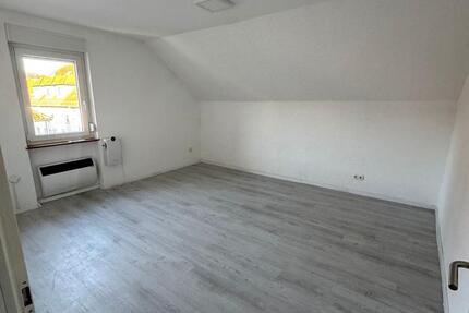 Wohnung Besigheim - 2 Zimmer, 65 m&sup2;, 850&euro; | Angebot:25236125