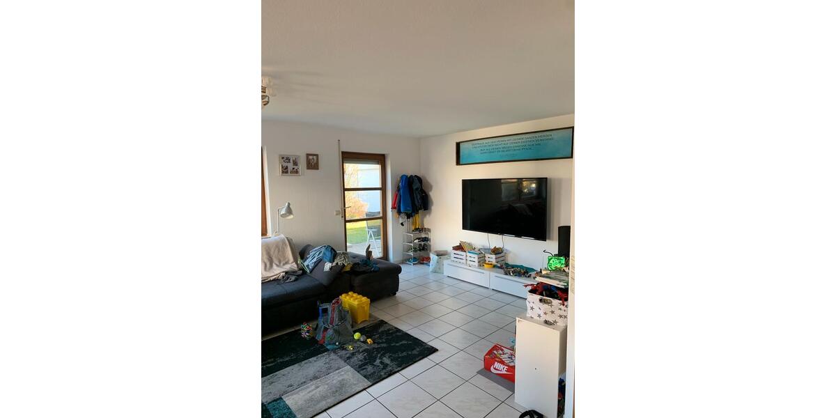 Erdgeschoßwohnung Ammerbuch - 4.5 Zimmer, 95 m&sup2;, 1.350&euro; | Angebot:25833321