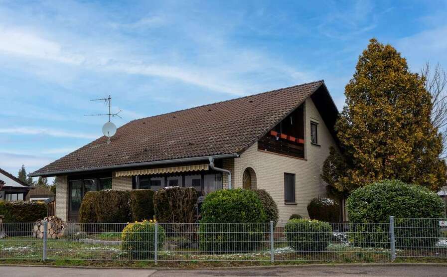 Haus zum Kaufen in Zell u.A. 415.000 € 165 m²
