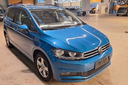 VW Touran 242.000 km 13.999 &euro; Ditzingen 71254