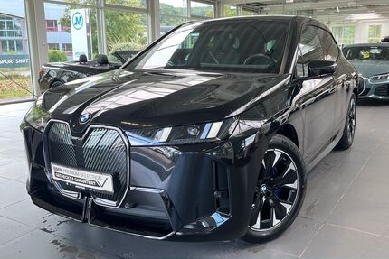 BMW iX 20.354 km 68.990 &euro; Tübingen 72072