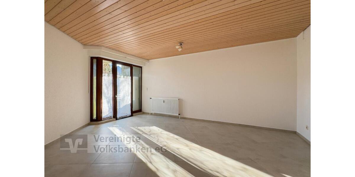 Etagenwohnung Böblingen Dagersheim - 3 Zimmer, 80 m&sup2;, 1.150&euro; | Angebot:25053760