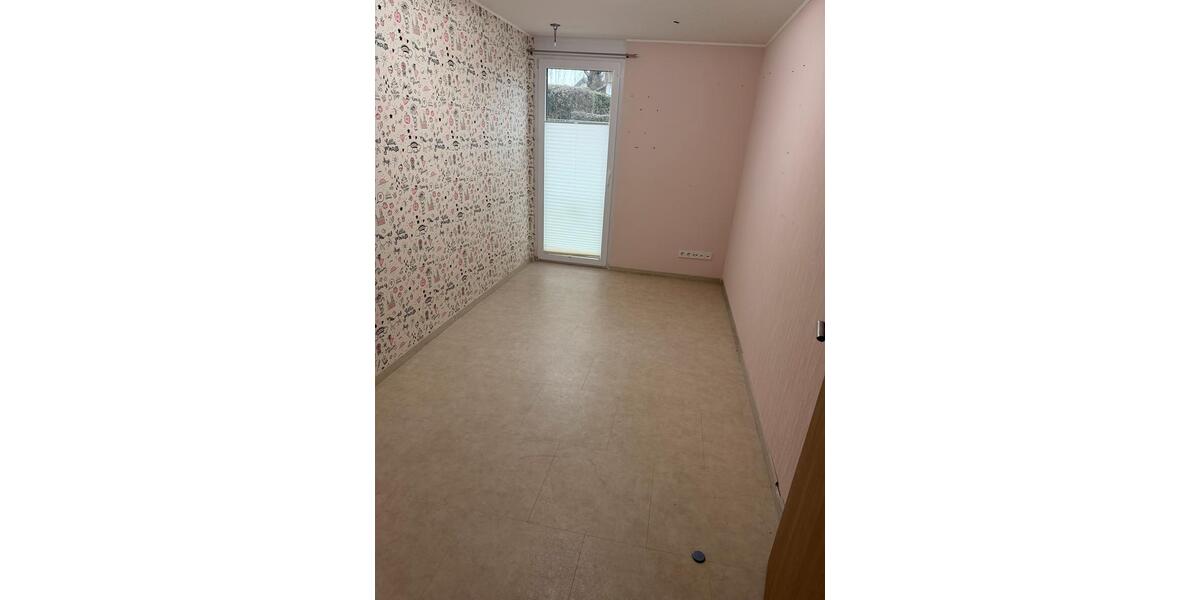 Erdgeschoßwohnung Waiblingen Bittenfeld - 4 Zimmer, 108 m&sup2;, 549.000&euro; | Angebot:24780496