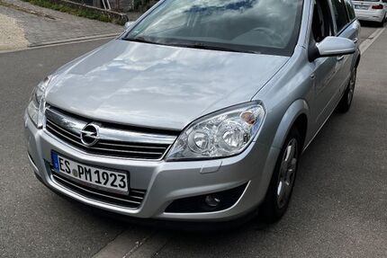 Opel Astra 142.000 km 3.150 € Neuffen 72639