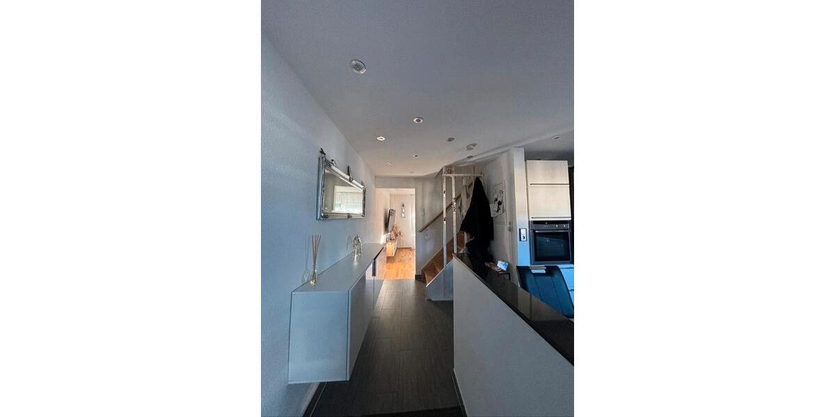 Reihenhaus Reutlingen Sondelfingen - 4 Zimmer, 98 m&sup2;, 370.000&euro; | Angebot:26942200