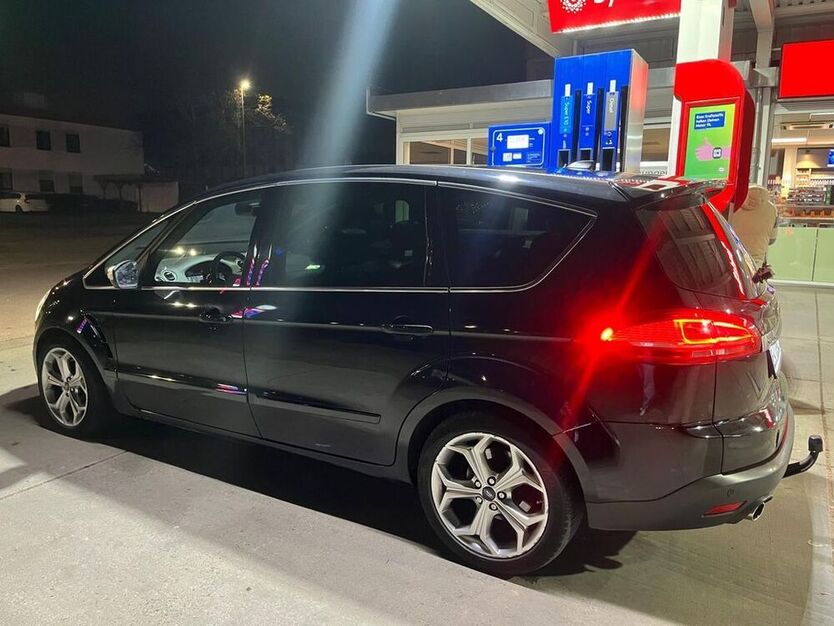 S-Max