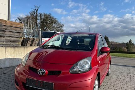 Toyota Aygo (X) 183.000 km 2.490 &euro; Ingersheim 74379